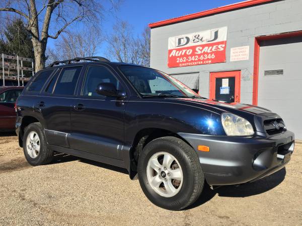 2005 Hyundai Santa Fe AWD "One Owner" - cars & trucks - by dealer -... for sale in Avalon, IL – photo 5