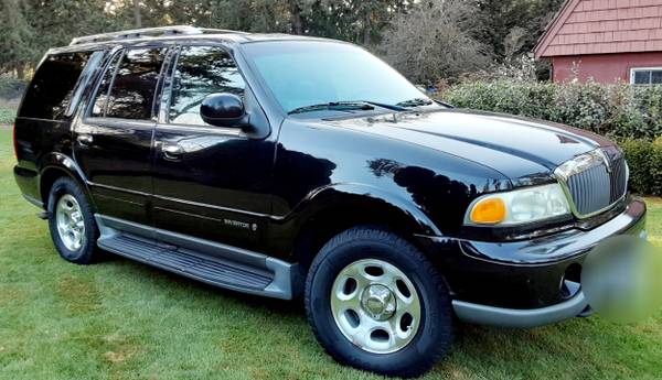 2001 Lincoln Navigator for sale in Lakewood, WA – photo 2