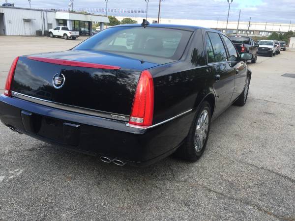 2011 cadillac dts premium for sale in Commerce, GA – photo 3