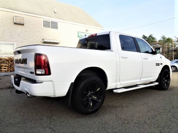 2018 Ram 1500 NIGHT Crew Cab 4x4 NAV Leather LOADED 1-Owner Clean for sale in Hampton Falls, NH – photo 4