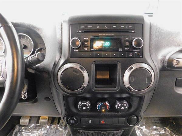 2015 Jeep Wrangler Willys Wheeler Edition 4X4/6-SPEED/1-OWNER for sale in Gladstone, OR – photo 21