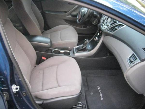 2014 Hyundai Elantra SE 4dr Sedan 6A Sedan - - by for sale in Massapequa, NY – photo 11