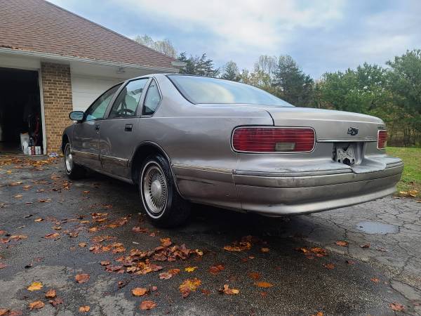 1995 chevrolet caprice, cheap - cars & trucks - by owner - vehicle... for sale in Burtonsville, District Of Columbia – photo 15