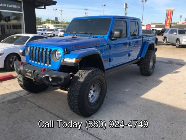 2020 Jeep Gladiator Rubicon 4x4 - cars & trucks - by dealer -... for sale in Durant, OK – photo 2