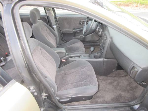 2002 Saturn Only 104,399 miles “Great Car Fax Report” - cars &... for sale in Medford, OR – photo 8