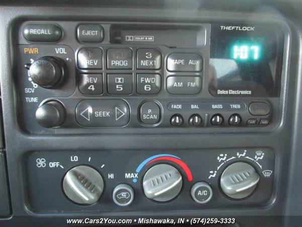 1995 GMC SIERRA 1500 EXTENDED CAB 5.7L V8 *READY FOR WINTER* - cars... for sale in Mishawaka, IN – photo 16