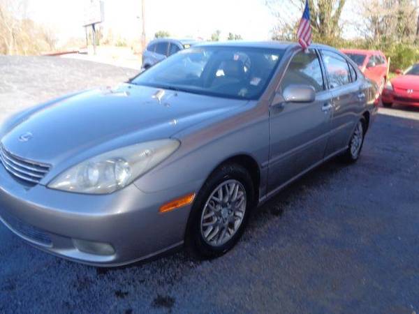 2004 Lexus ES 330 Sedan ( Buy Here Pay Here ) - cars & trucks - by... for sale in High Point, NC – photo 4