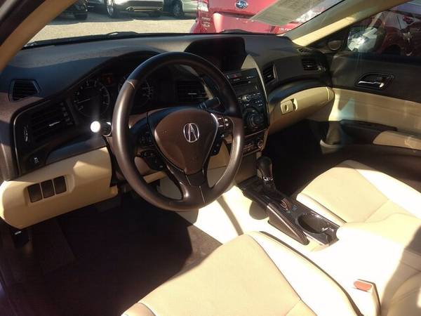 2015 Acura ILX 2 0L leather GPS Roof Extra Clean! CarFax Certified for sale in Sarasota, FL – photo 9