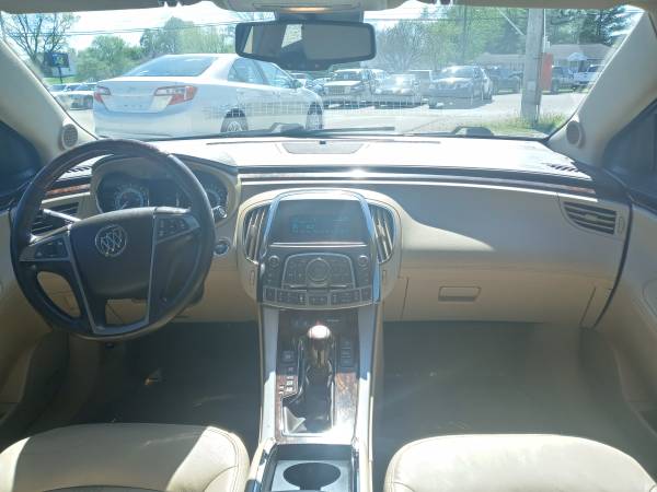 2011 BUICK LACROSSE CXS - - by dealer - vehicle for sale in Indianapolis, IN – photo 22
