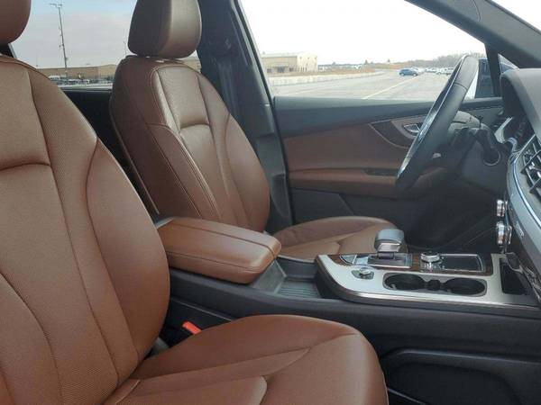 2019 Audi Q7 2.0T Premium Plus Sport Utility 4D suv Black - FINANCE... for sale in Phoenix, AZ – photo 20