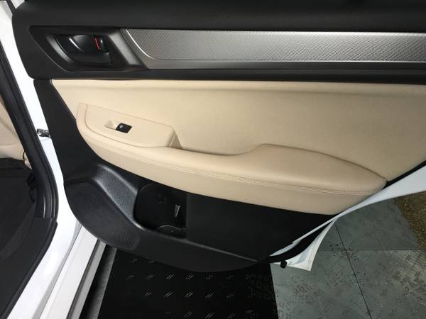 2016 Subaru Legacy 4dr Sdn 2.5i PZEV for sale in Bridgeview, IL – photo 13