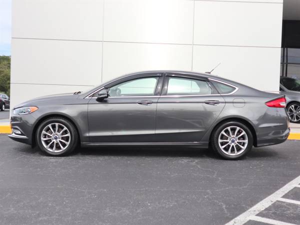 2017 Ford Fusion SE FWD - cars & trucks - by dealer - vehicle... for sale in Spring Hill, FL – photo 5