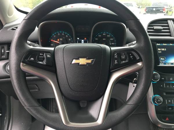 2015 Chevy Malibu 1LT 2.5L Black Only 33K Miles! Guaranteed Credit! for sale in Bridgeport, NY – photo 22