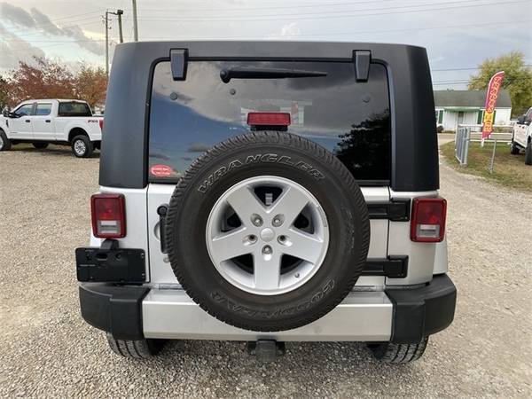 2008 Jeep Wrangler Unlimited Sahara **Chillicothe Truck Southern... for sale in Chillicothe, OH – photo 6