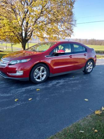 2014 Chevrolet Volt - cars & trucks - by owner - vehicle automotive... for sale in Saint Thomas, PA – photo 2