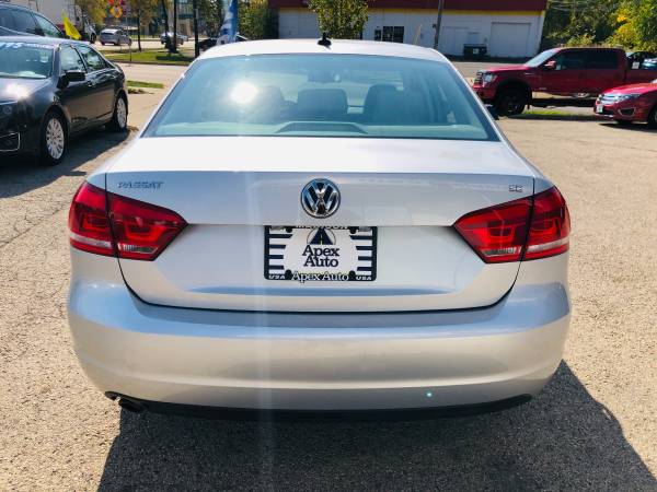 *LOW MILES* *1 OWNER* *SALE PRICED* 12' VW Passat *SE* *CLEAN* -... for sale in Madison, WI – photo 4