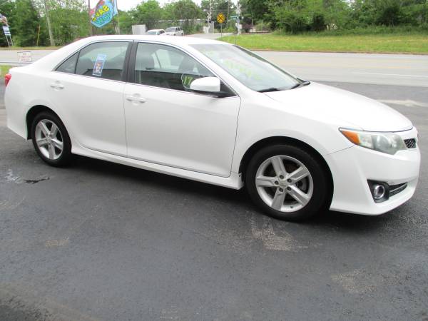 2012 Toyota Camry SE 1 Owner Local 4 dr auto SHARP! for sale in Greenville, SC – photo 11