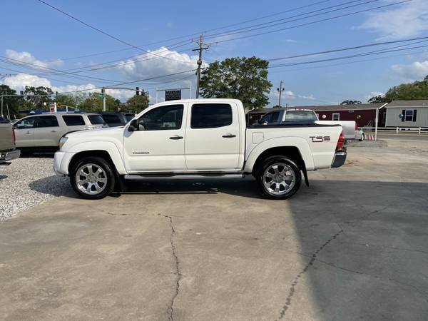 2008 Toyota Tacoma PreRunner Double Crew Cab - 1 Owner - TSS Sport for sale in Gonzales, LA – photo 3