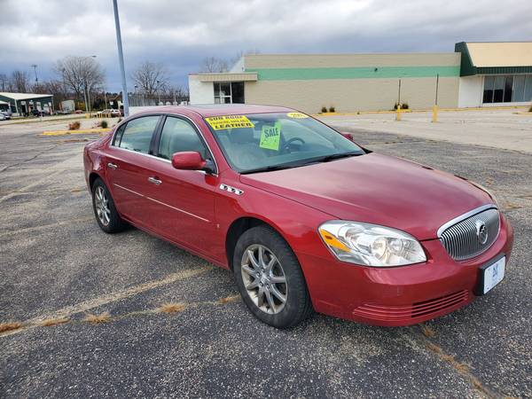 2007 Buick Lucerne CXL - cars & trucks - by dealer - vehicle... for sale in Fort Atkinson, WI – photo 3
