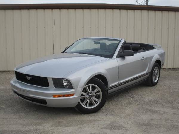 2005 Ford Mustang V6 Deluxe Convertible - cars & trucks - by dealer... for sale in Wilmington, OH – photo 4