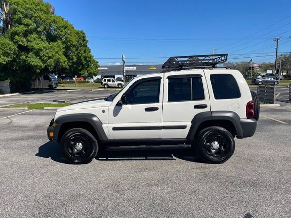 2006 JEEP LIBERTY SPORT 4X4 - - by dealer - vehicle for sale in Sarasota, FL – photo 3