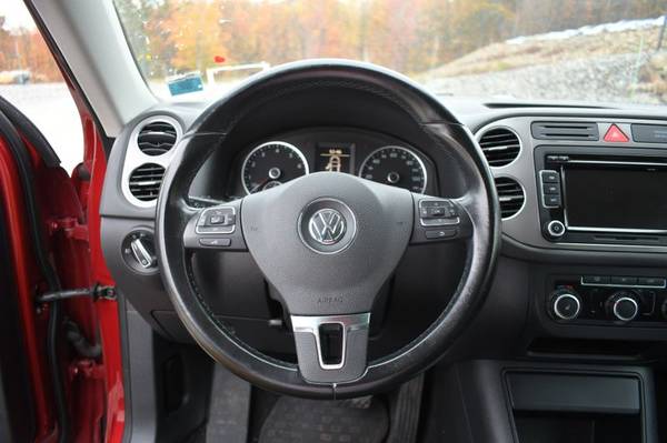 2011 *Volkswagen* *Tiguan* *SE* 4Motion - cars & trucks - by dealer... for sale in Naugatuck, CT – photo 21