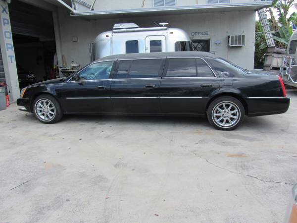 2011 cadilac DTS 12Kmile superior coach 6 door limo funeral car for sale in Hollywood, FL – photo 2