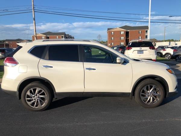 2015 Nissan Rogue SL **AWD**ONLY 29K MILES** for sale in Reidsville, VA – photo 4