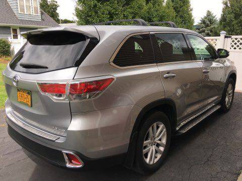 2015 Toyota Highlander WOW only 13,000 miles! LIKE NEW for sale in Dearing, NY – photo 4