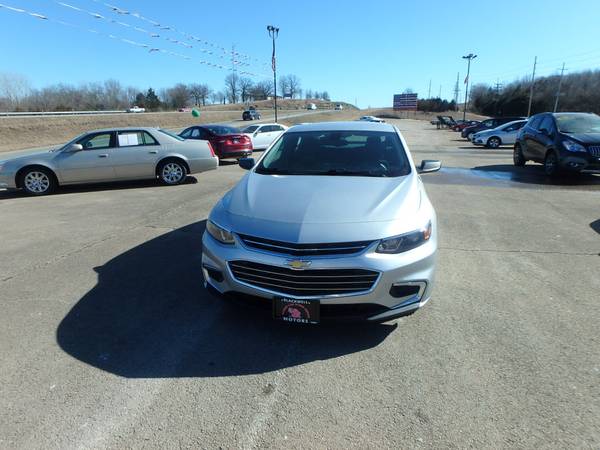 2018 Chevrolet Chevy Malibu LS - - by dealer - vehicle for sale in Bonne Terre, MO – photo 4