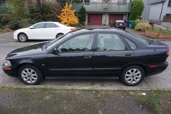 2001 Volvo s40 4dr Sdn - Midnight Blue - 153,550 miles - cars &... for sale in Seattle, WA – photo 3
