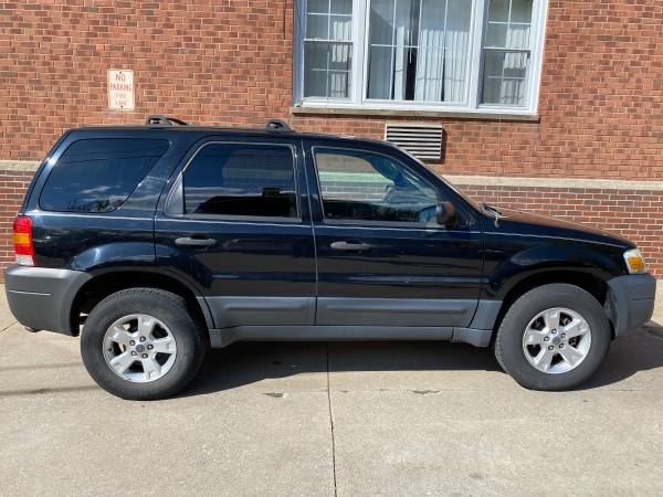 2005 Ford Escape - REDUCED PRICE for sale in Cleveland, OH – photo 2