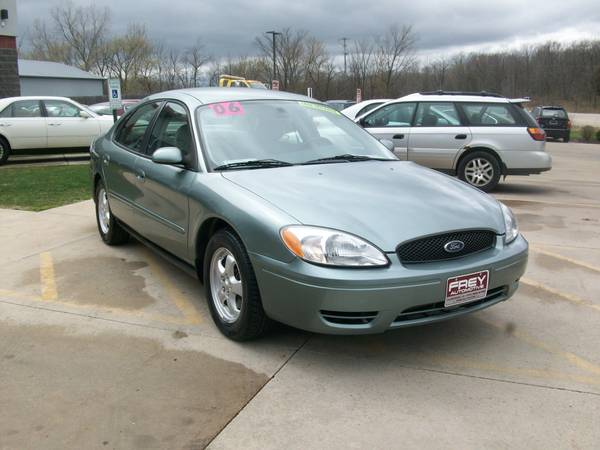 2006 FORD TAURUS SEL ONLY 44, 872 MILES - - by for sale in Muskego, WI – photo 5