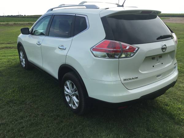 2014 Nissan Rogue SV for sale in Hague, ND – photo 3
