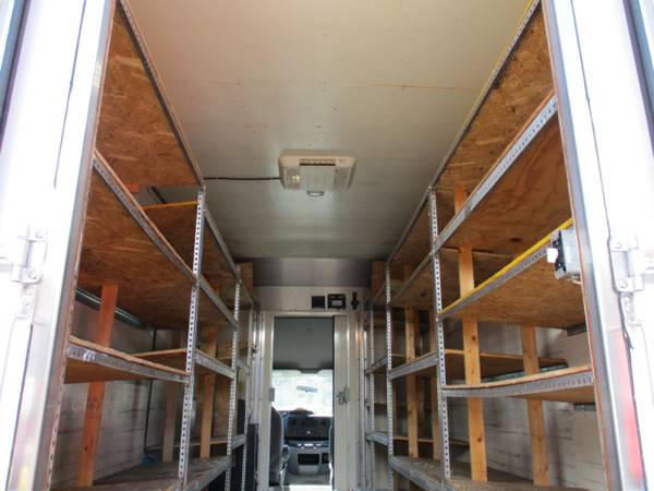 2010 Ford Econoline Commercial Cutaway E-450 15 FOOT BOX TRUCK for sale in south amboy, LA – photo 7