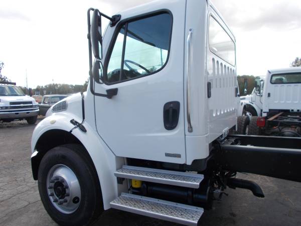 06 FREIGHTLINER M-2 C&C - cars & trucks - by dealer - vehicle... for sale in STANFIELD, N. C., NC – photo 5