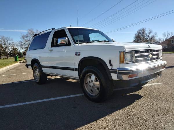 1984 Chevy Blazer 4X4 - cars & trucks - by owner - vehicle... for sale in Pueblo, CO – photo 2