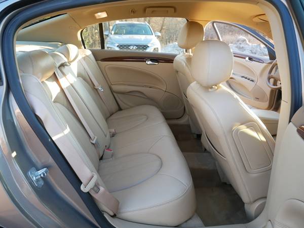 2006 Buick Lucerne CXL - cars & trucks - by dealer - vehicle... for sale in Inver Grove Heights, MN – photo 18
