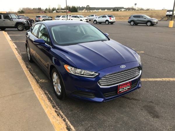 2014 Ford Fusion SE - cars & trucks - by dealer - vehicle automotive... for sale in Little Falls, MN – photo 4