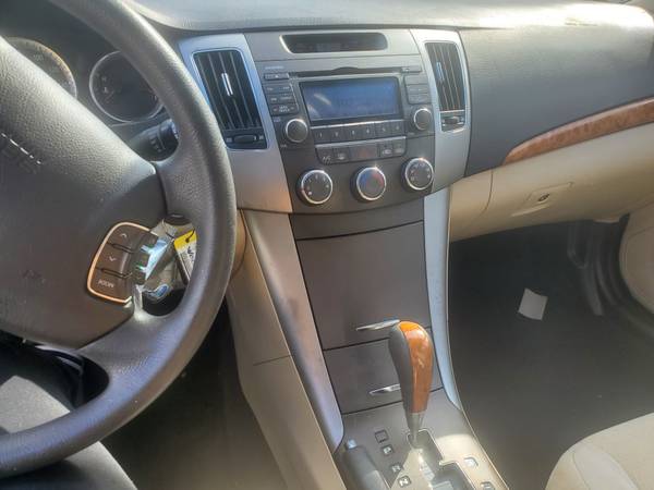 2009 Hyundai Sonata FOR SALE!!! - cars & trucks - by owner - vehicle... for sale in Harwood, MD – photo 2