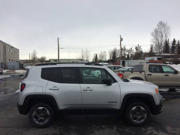2017 Jeep Renegade Sport 4x4 - - by dealer - vehicle for sale in Anchorage, AK – photo 4