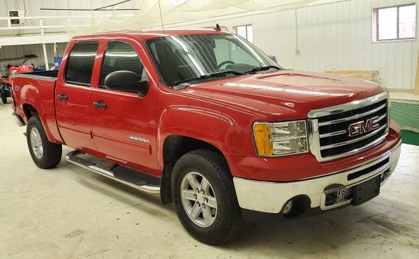 2013 GMC Sierra Z71 repairable for sale in Clear Lake, IA – photo 9