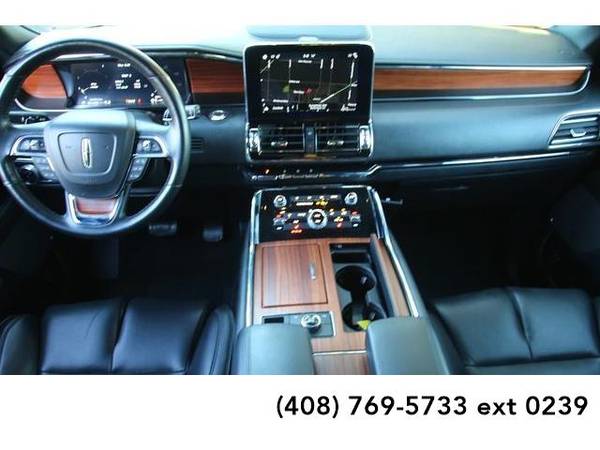 2019 LINCOLN Navigator SUV L Select 4D Sport Utility (Black) for sale in Brentwood, CA – photo 4