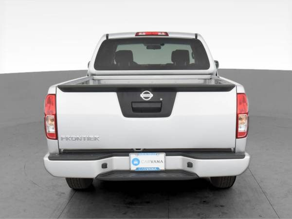 2017 Nissan Frontier King Cab SV Pickup 2D 6 ft pickup Gray -... for sale in Charlotte, NC – photo 9