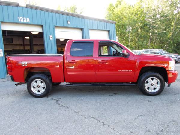 2011 Chevrolet Silverado 1500 4WD Crew Cab 143.5 LT for sale in Cohoes, NY – photo 8