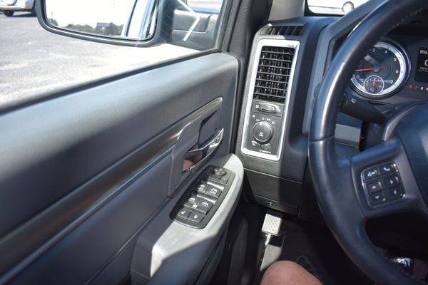 2015 RAM 1500 SLT 4X4 QUAD CAB BIGHORN - EZ FINANCING! FAST APPROVALS! for sale in Greenville, SC – photo 12