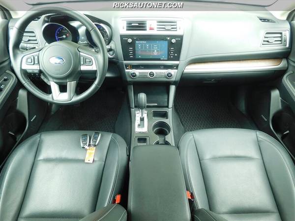 2016 Subaru Outback Limited With Navigation, Moonroof, Eyesight for sale in Cedar Rapids, IA – photo 7
