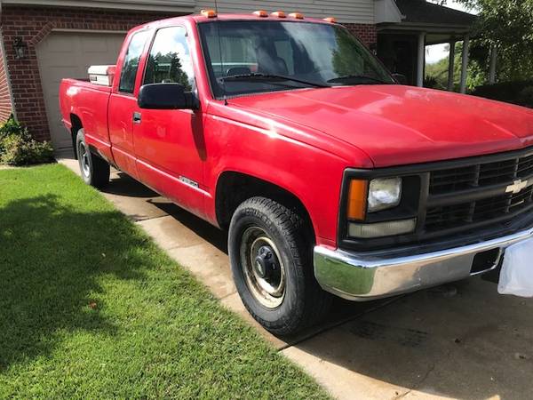 1997 Chevy C2500 HD Turbo-Diesel Extended Cab Pickup for sale in New Lenox, IL – photo 9