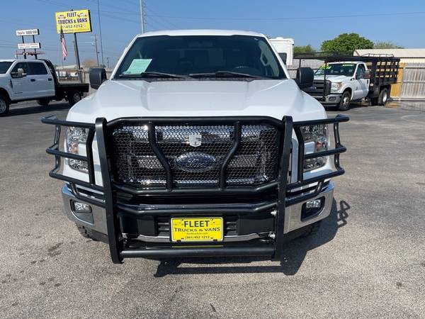 2016 Ford F-150 SUPERCREW - - by dealer - vehicle for sale in Corpus Christi, TX – photo 2