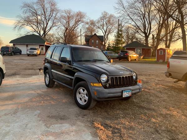 2005 Jeep Liberty Sport - cars & trucks - by dealer - vehicle... for sale in Silver Lake, MN – photo 3